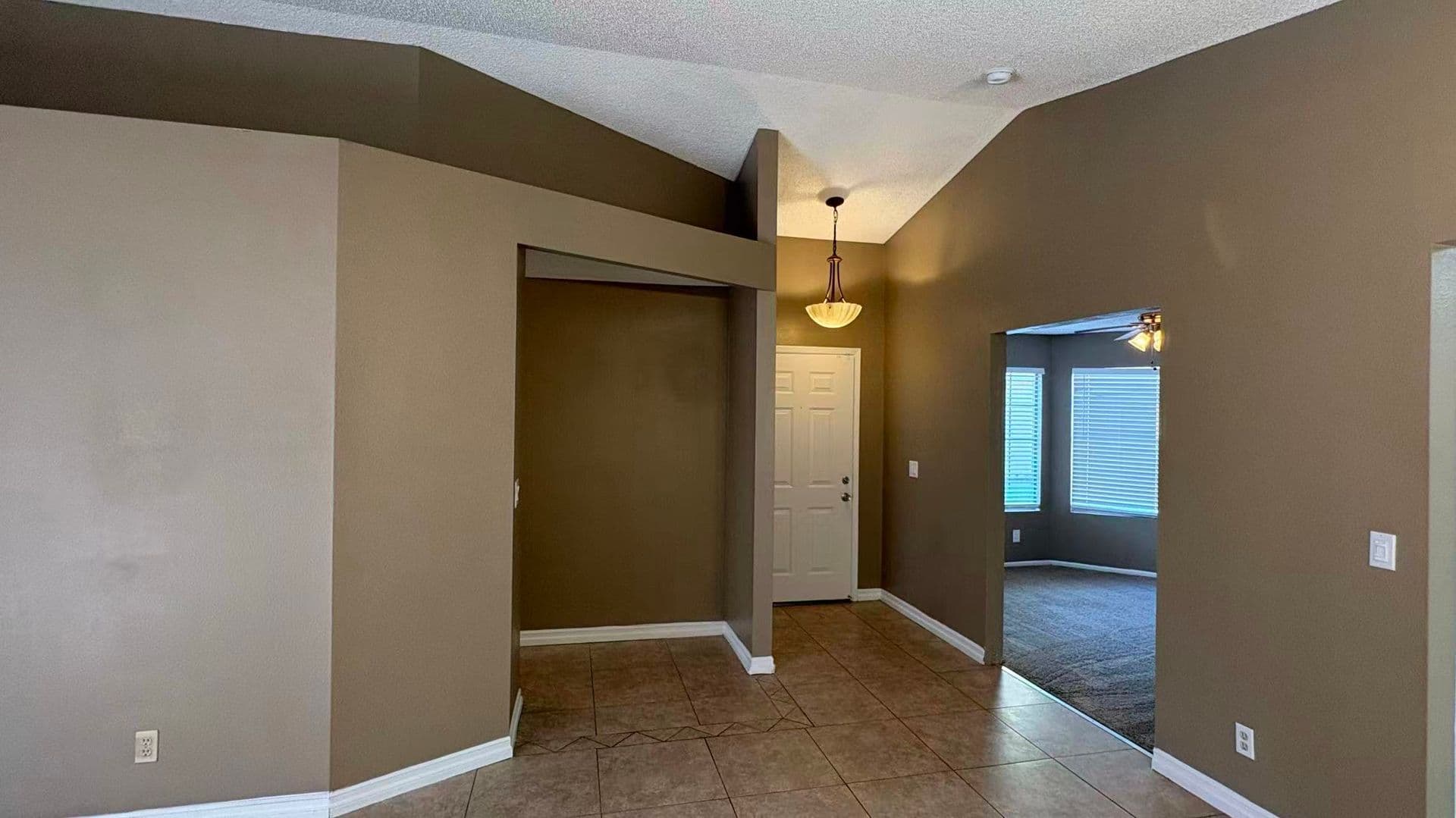 Henderson House: 42 Quiet Desert Lane