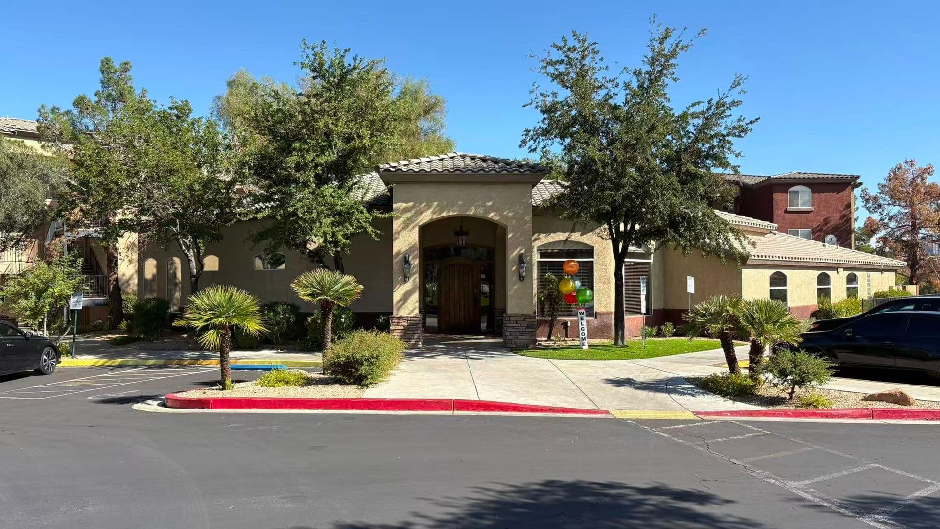 Las Vegas House: 4400 S. Jones Blvd #2008