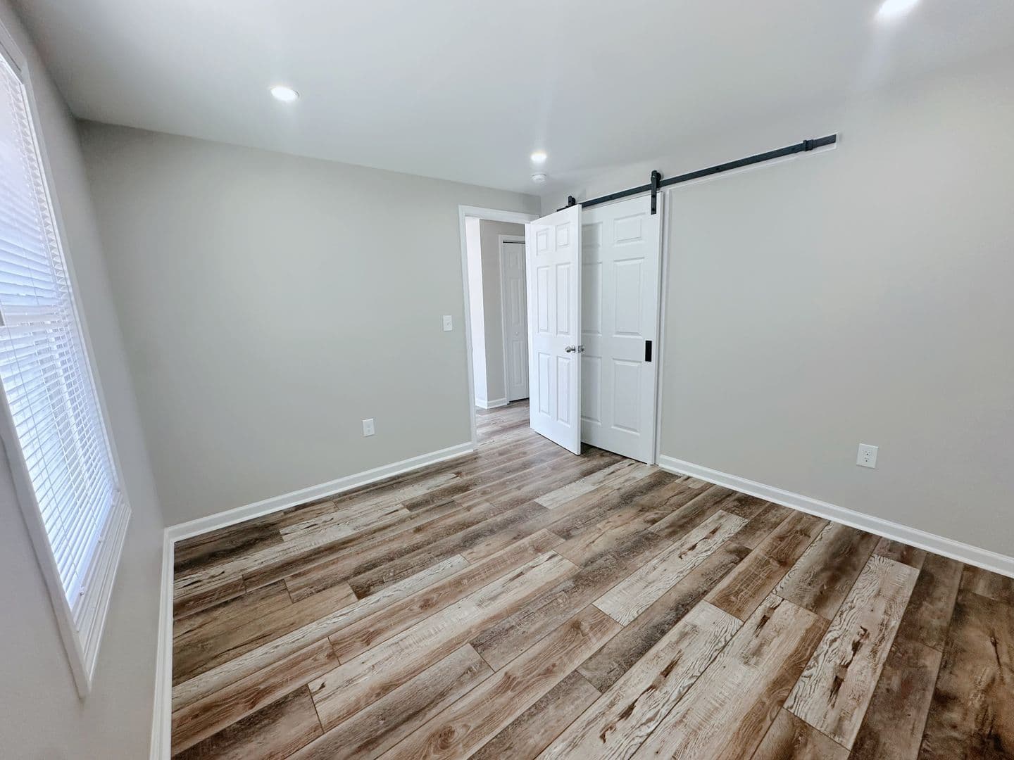 Durham Apartment: 403 Price Ave