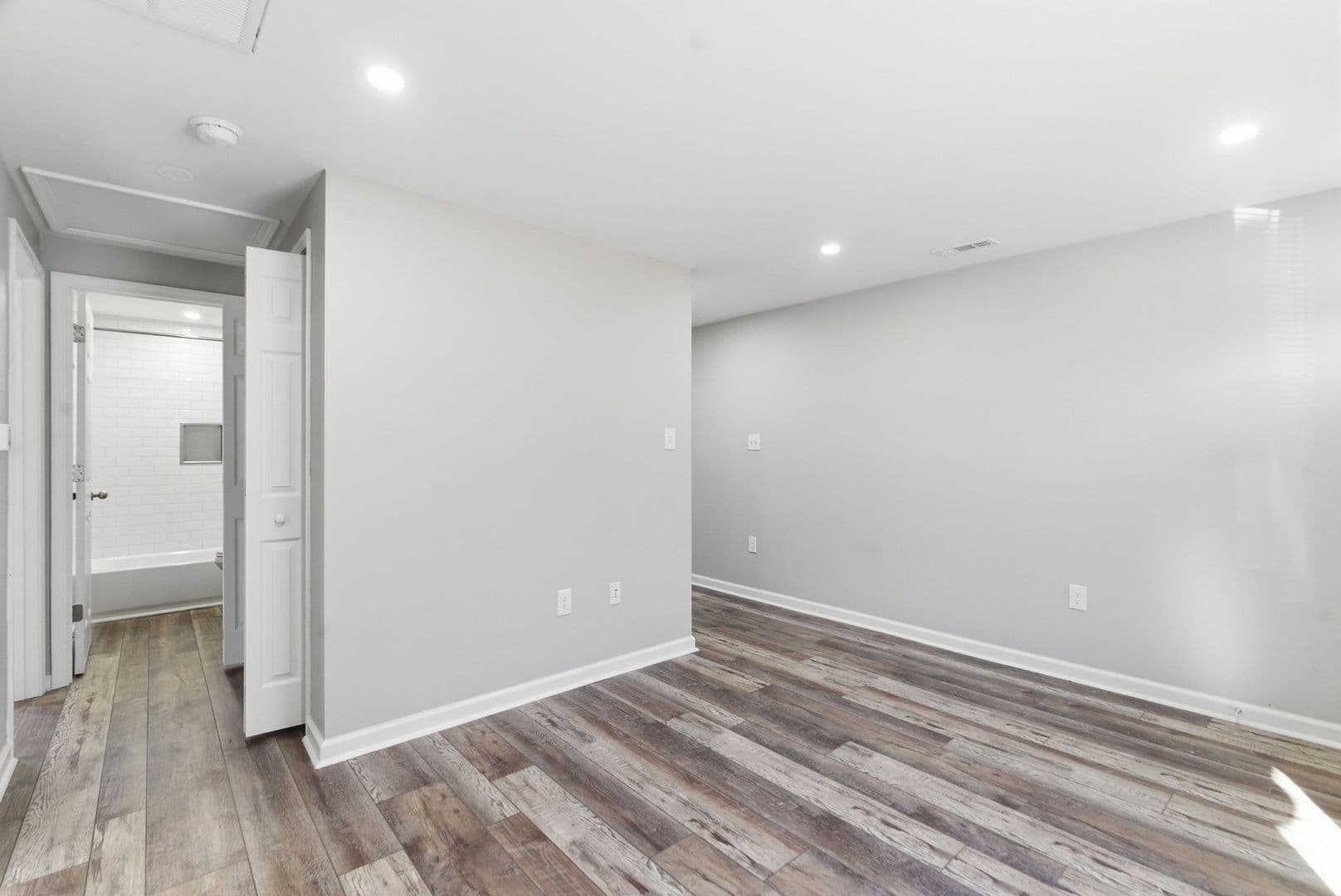 Durham Apartment: 403 Price Ave