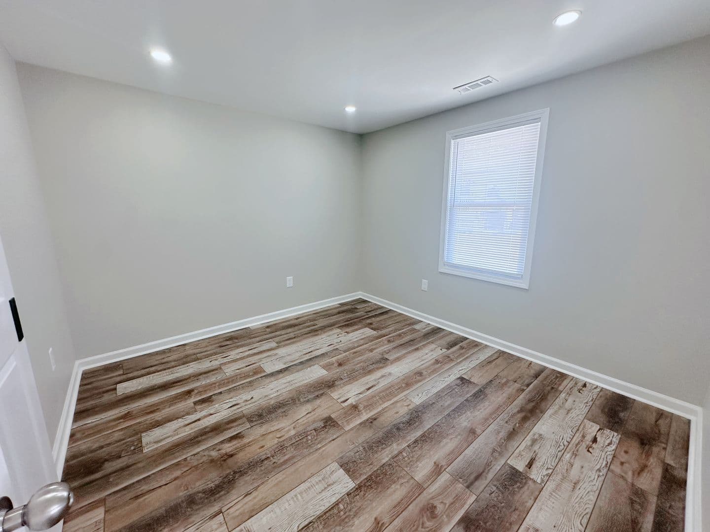 Durham Apartment: 403 Price Ave