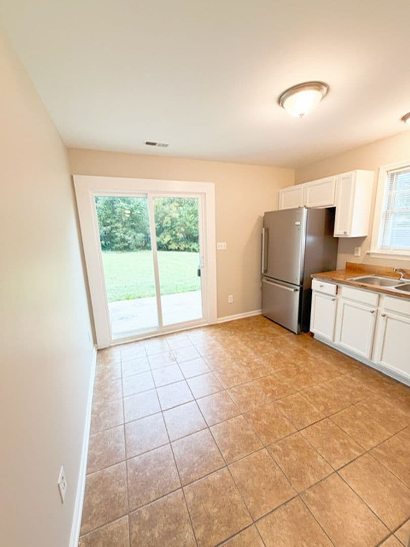 Raleigh House: 816 Elkhart Dr