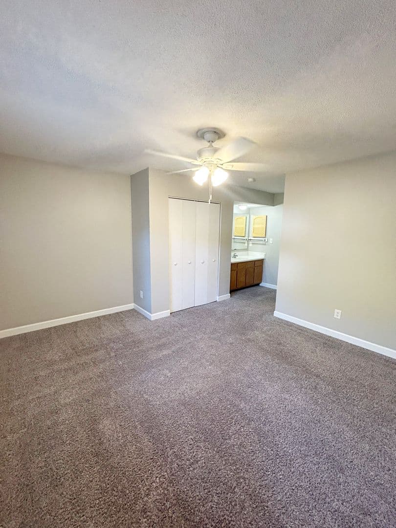 Raleigh Condo: 2500 Avent Ferry Rd