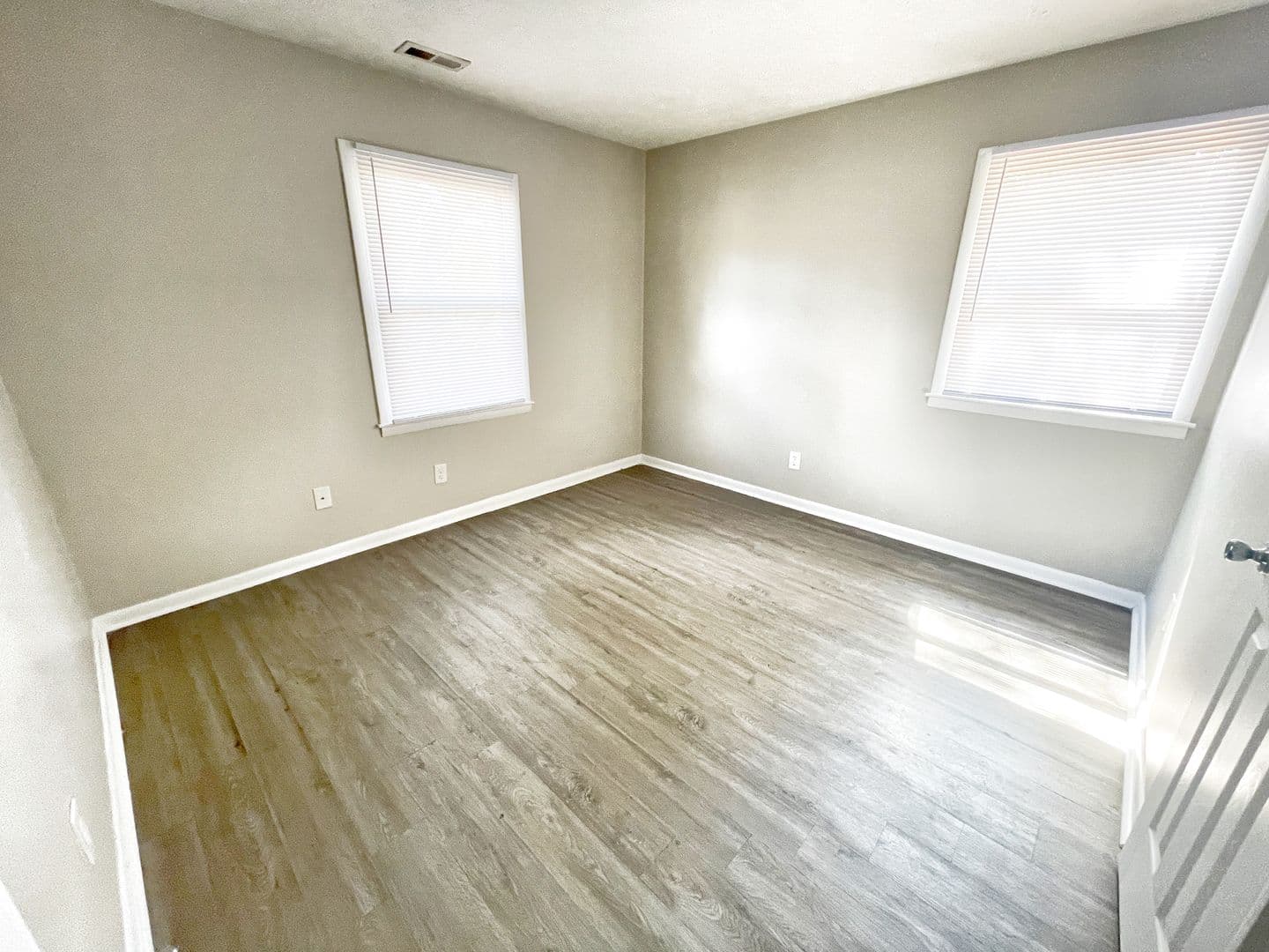 Fayetteville House: 2234 Delta Dr