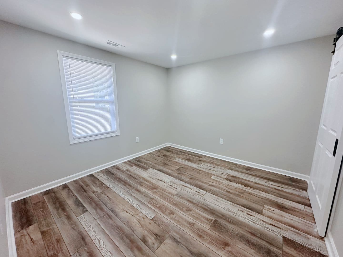 Durham Apartment: 403 Price Ave