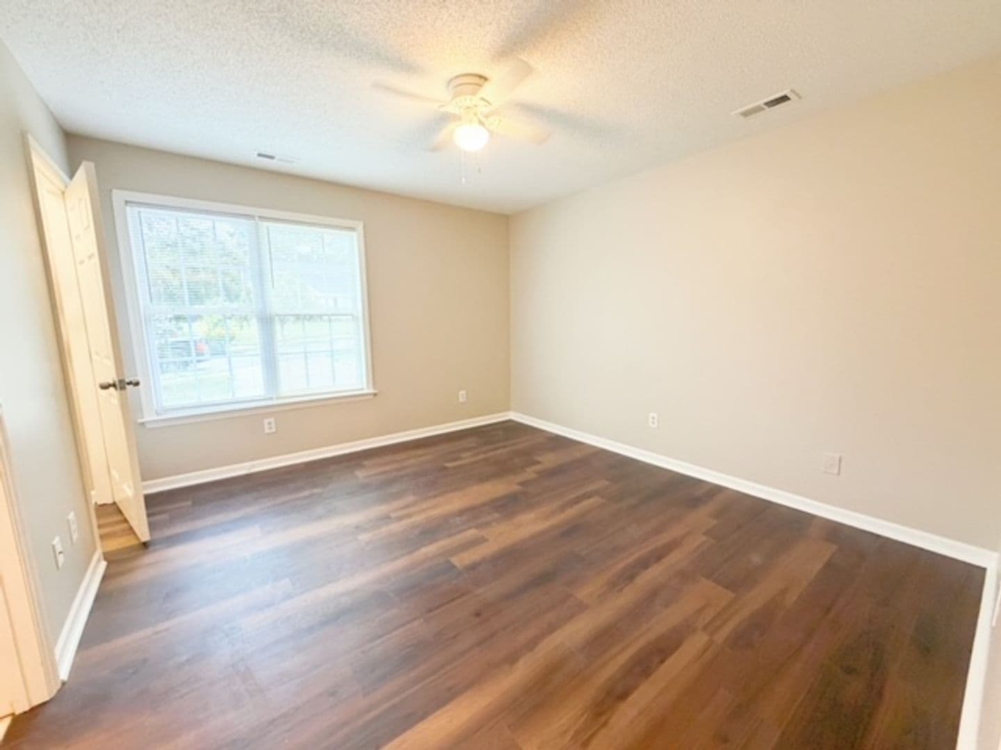 Raleigh House: 816 Elkhart Dr