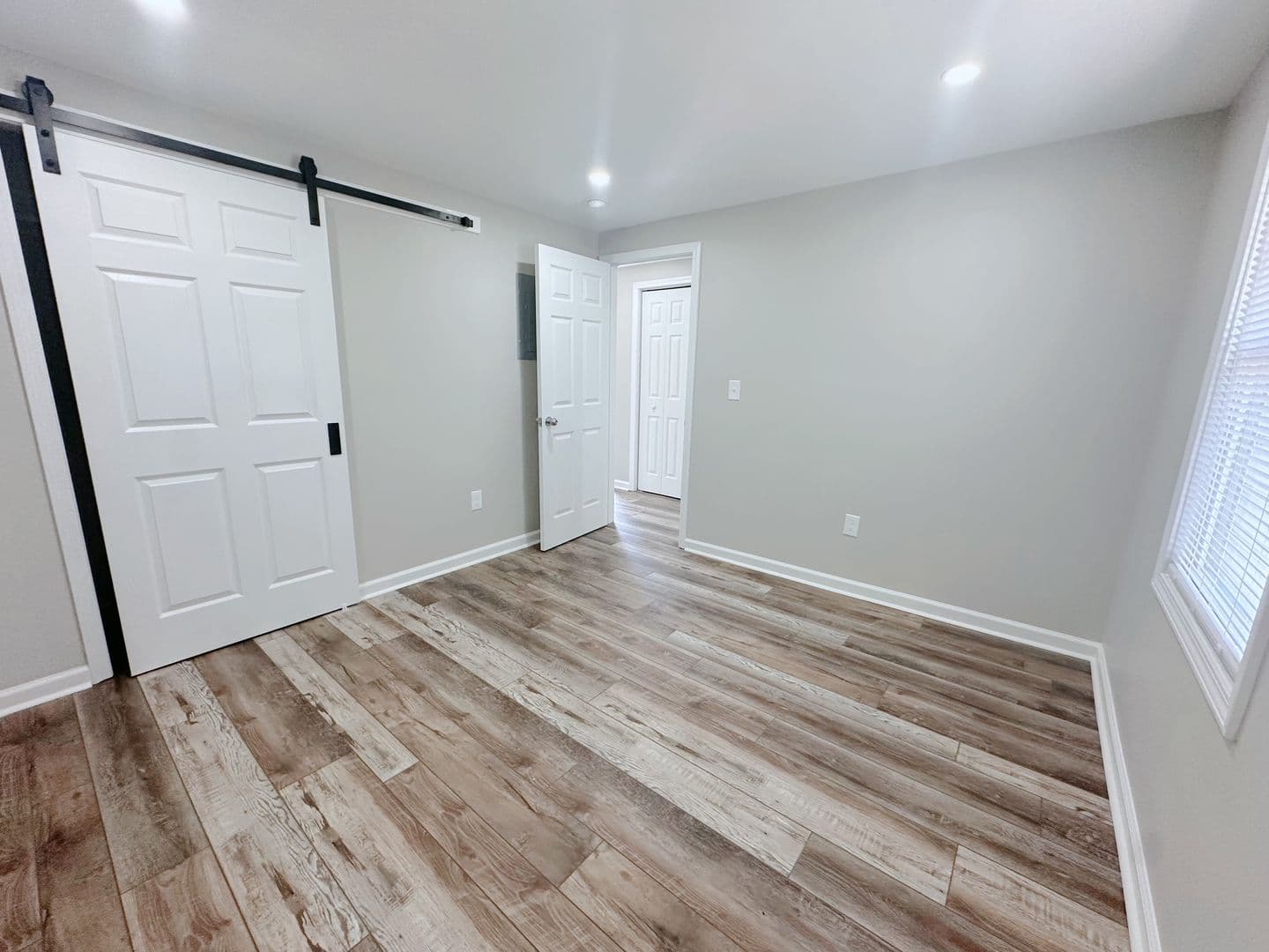 Durham Apartment: 403 Price Ave