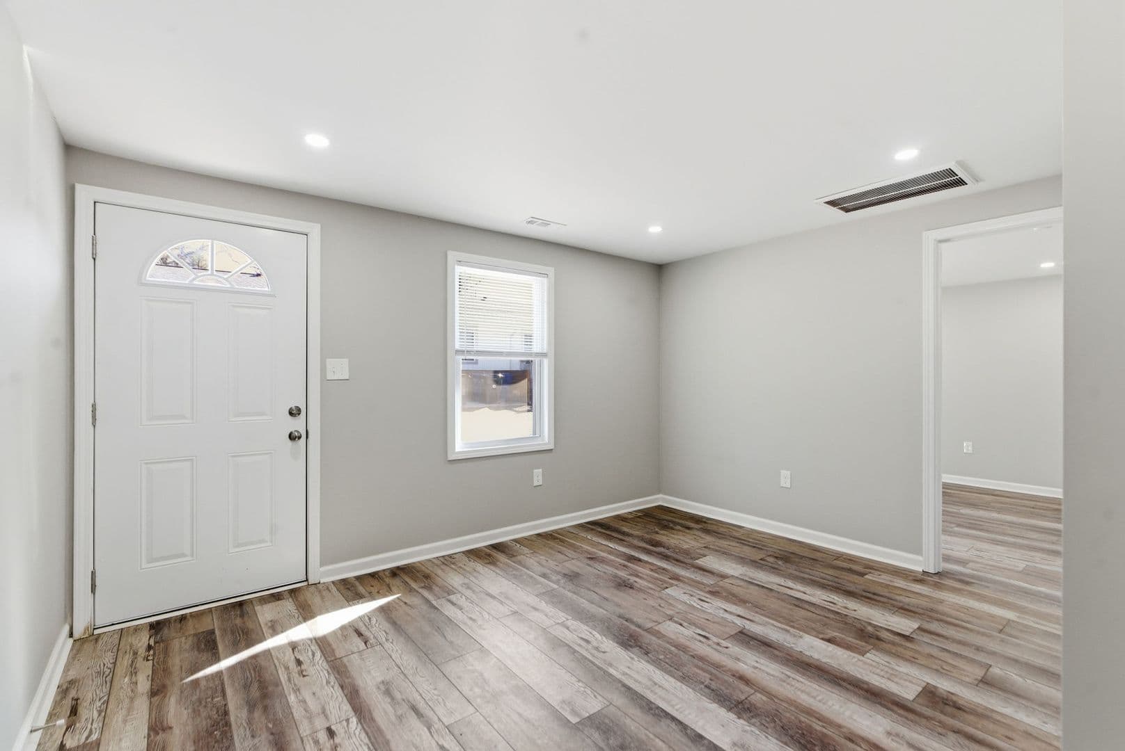 Durham Apartment: 403 Price Ave