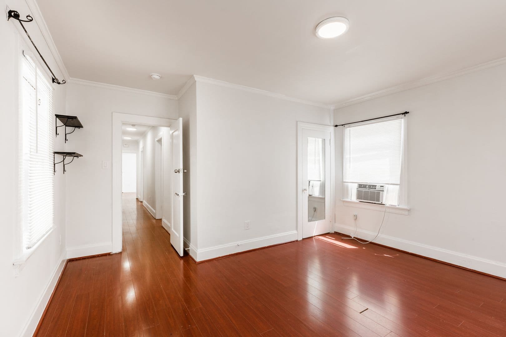 Los Angeles Apartment: 1154 W. 27th Street