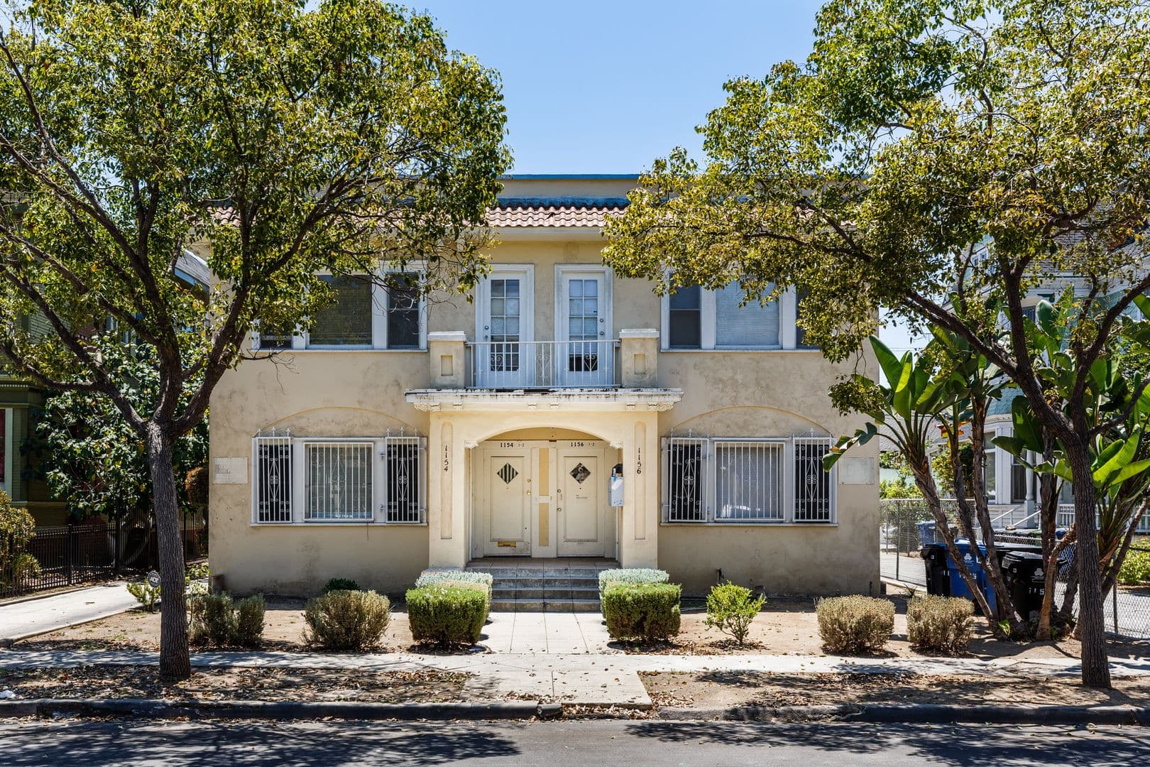 Los Angeles Apartment: 1154 W. 27th Street