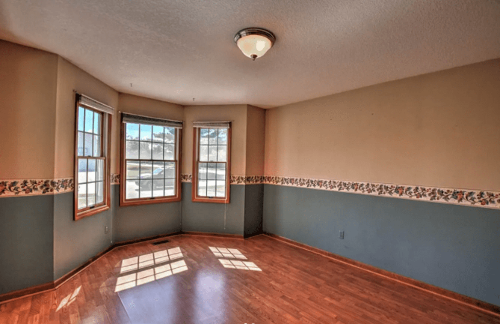 Forsyth House: 745 Christopher Drive