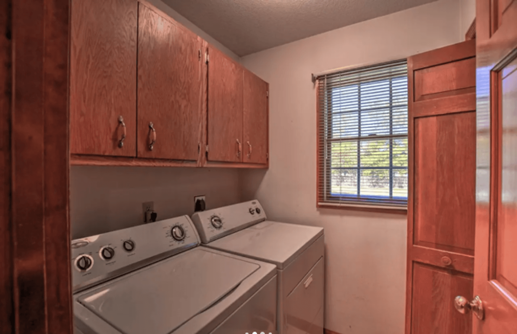 Forsyth House: 745 Christopher Drive