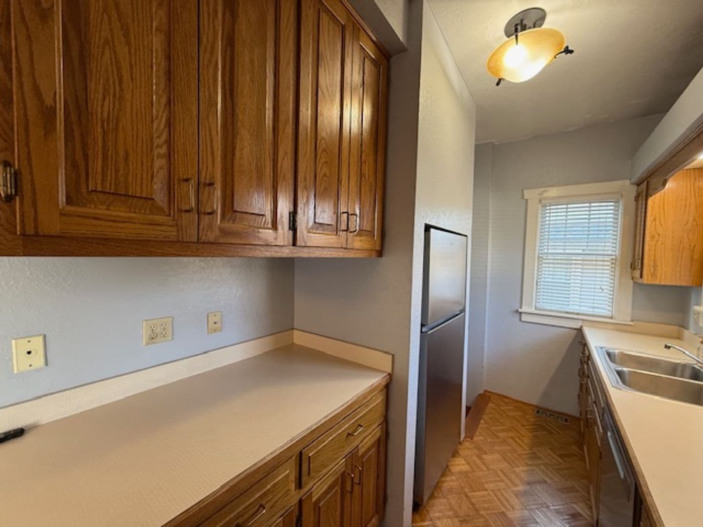 Decatur House: 415 N. Summit Ave.