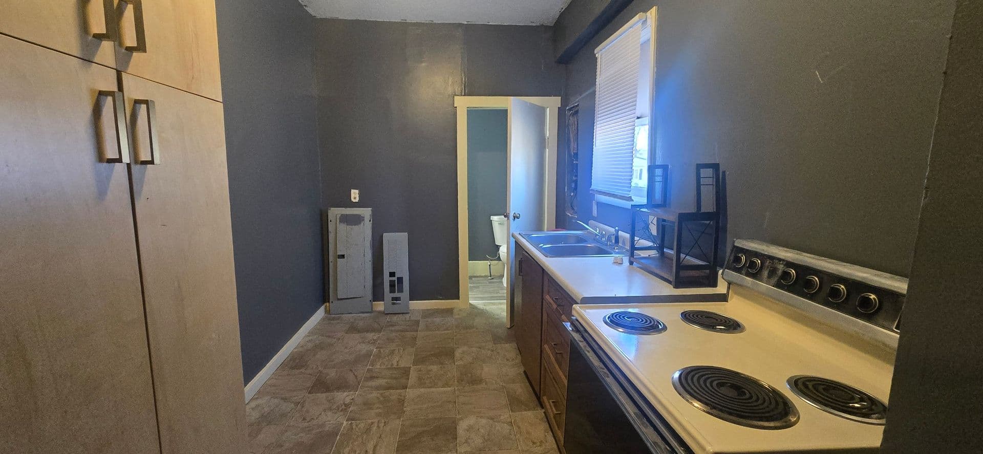Decatur Apartment: 1901 N Church St