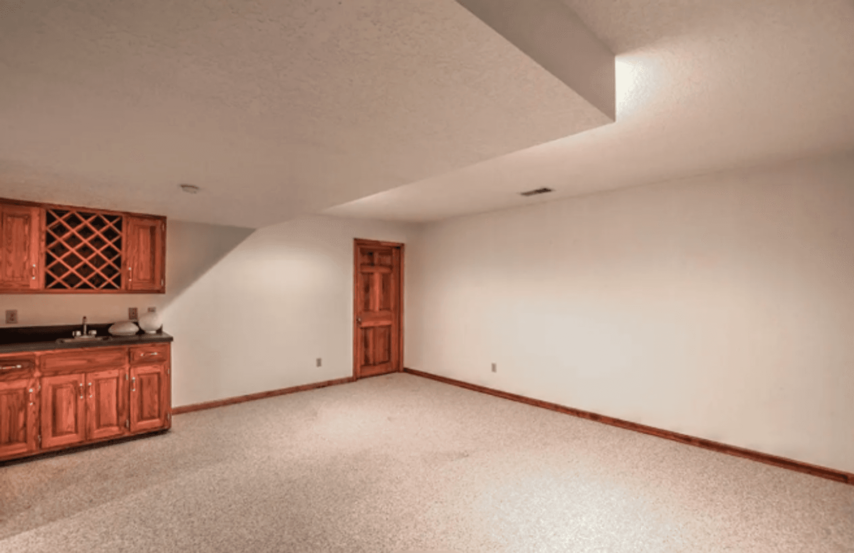 Forsyth House: 745 Christopher Drive