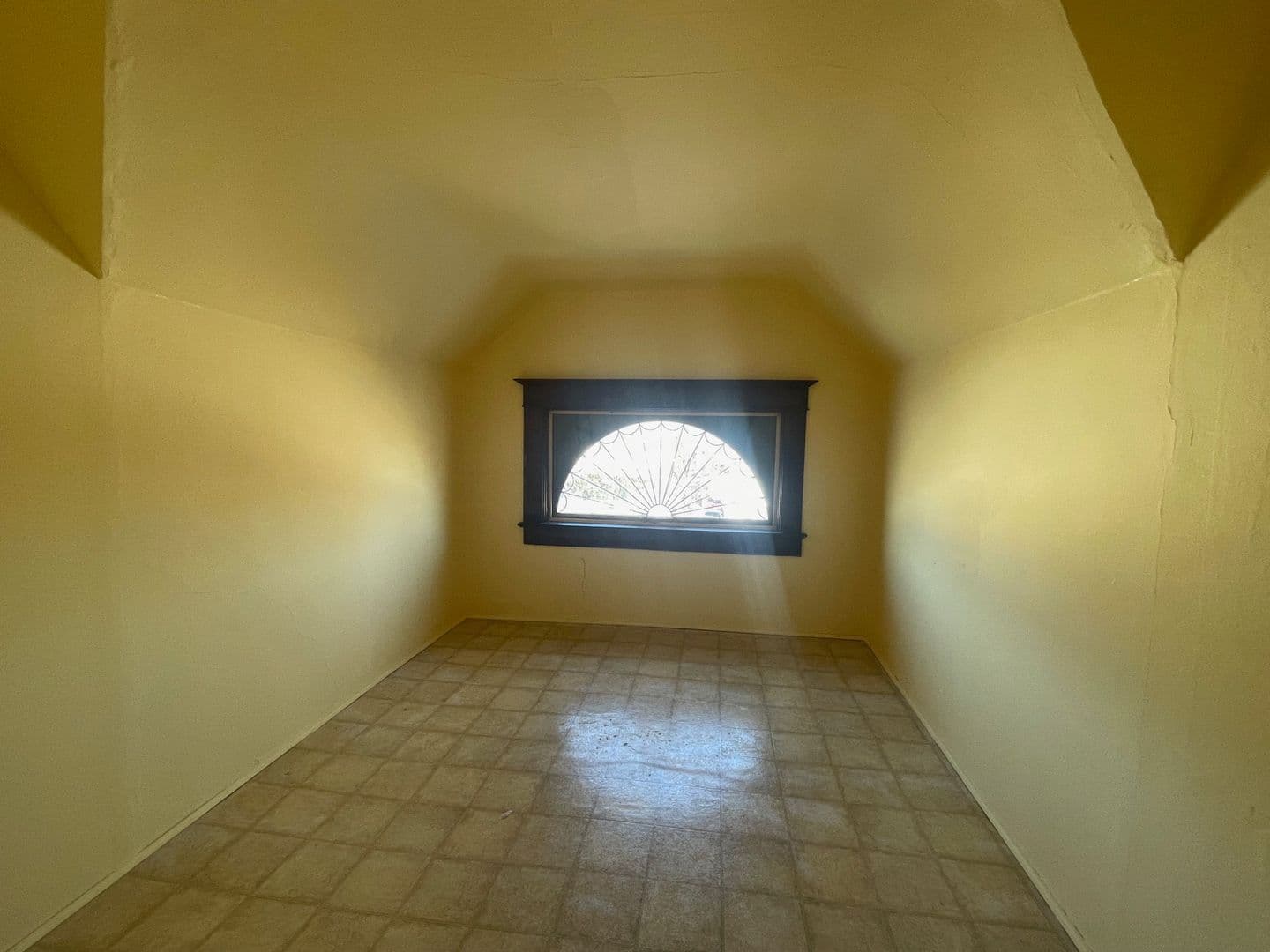 Decatur Apartment: 445 West William Street