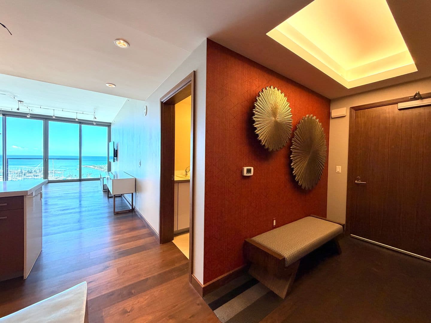 Honolulu Condo: 1555 Kapiolani Blvd. #1901