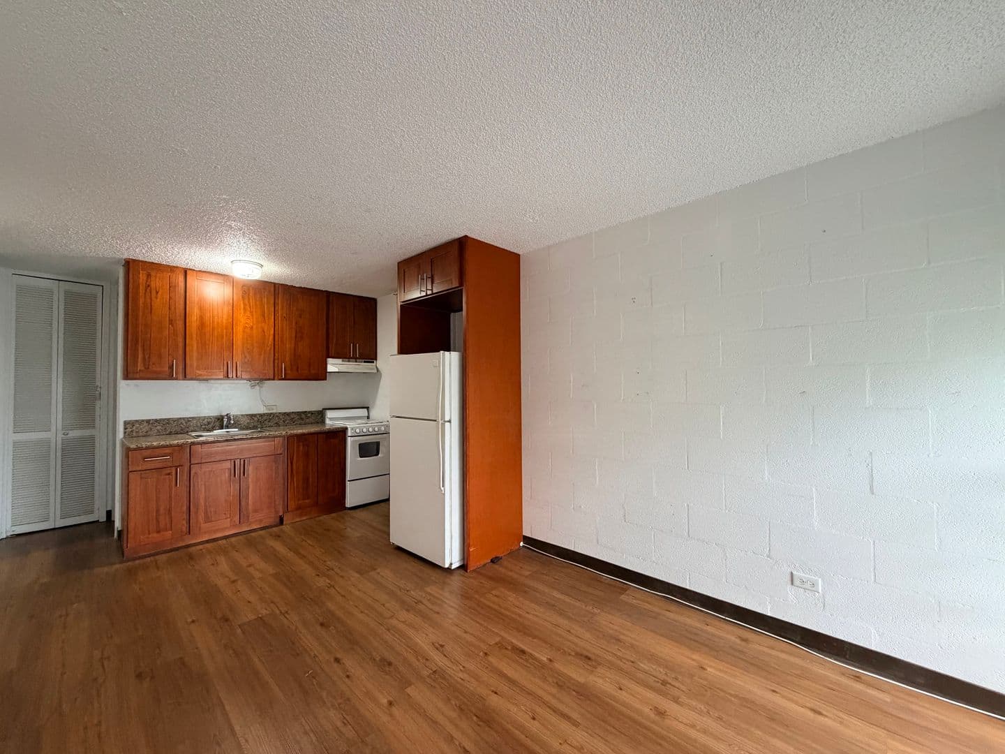 HONOLULU Apartment: 1801 KEEAUMOKU ST.
