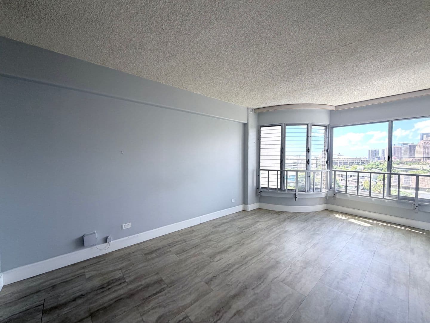 Honolulu Condo: 410 Magellan Ave. #309