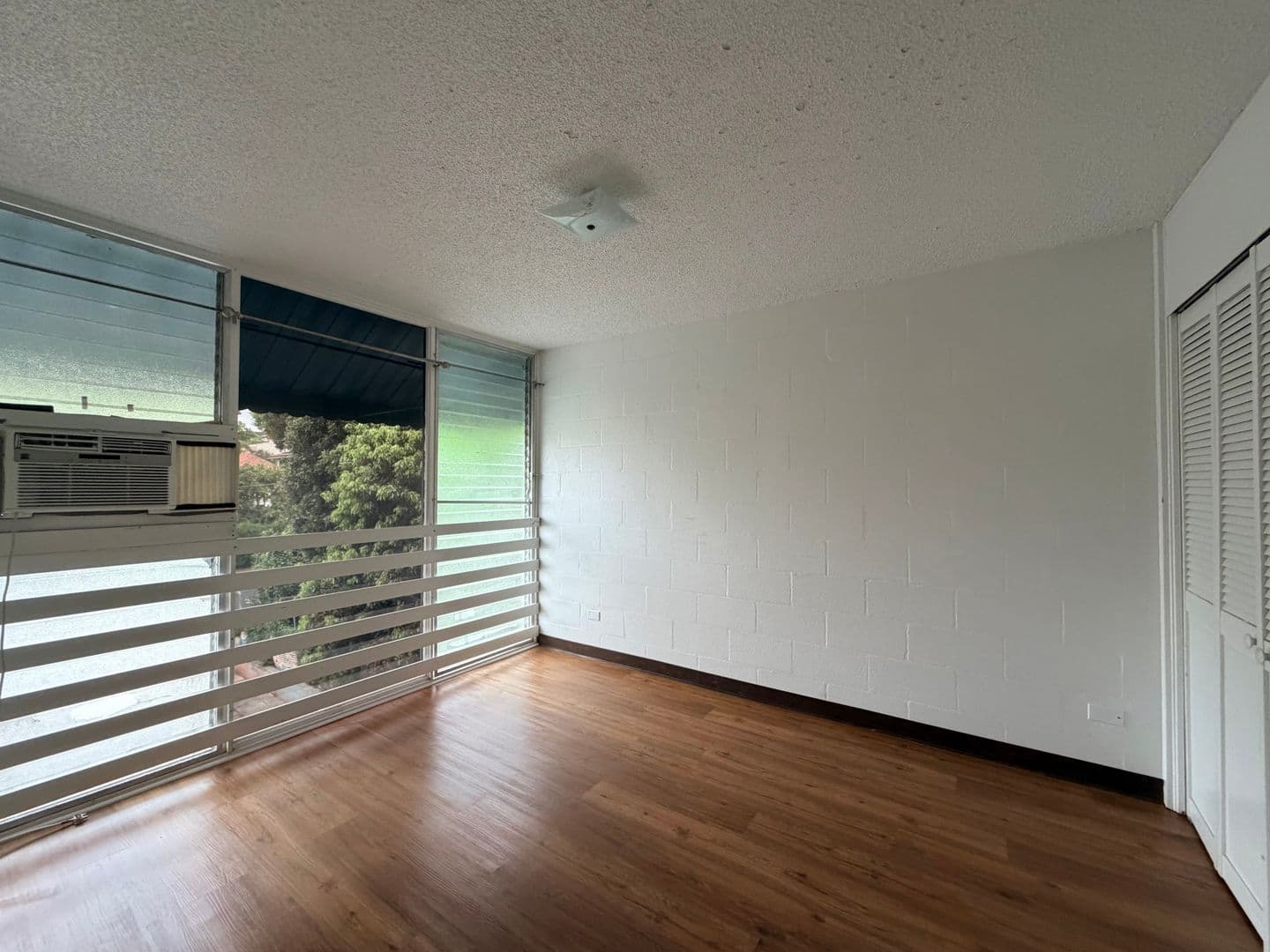 HONOLULU Apartment: 1801 KEEAUMOKU ST.