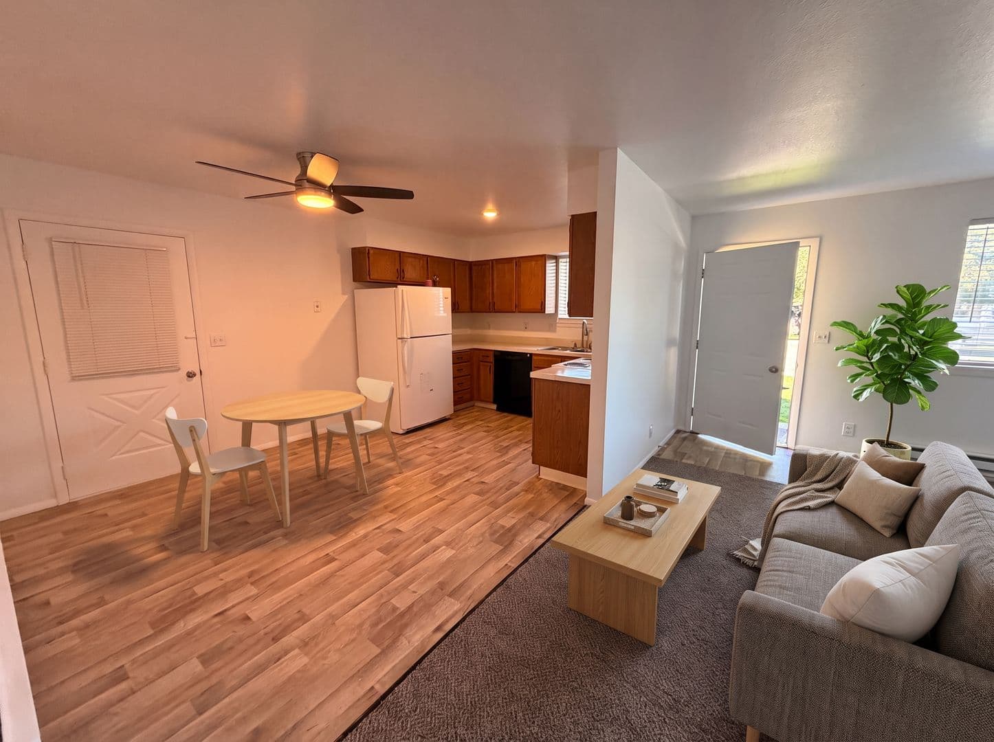 Fruitland Apartment: 202-212 N Utah Ave
