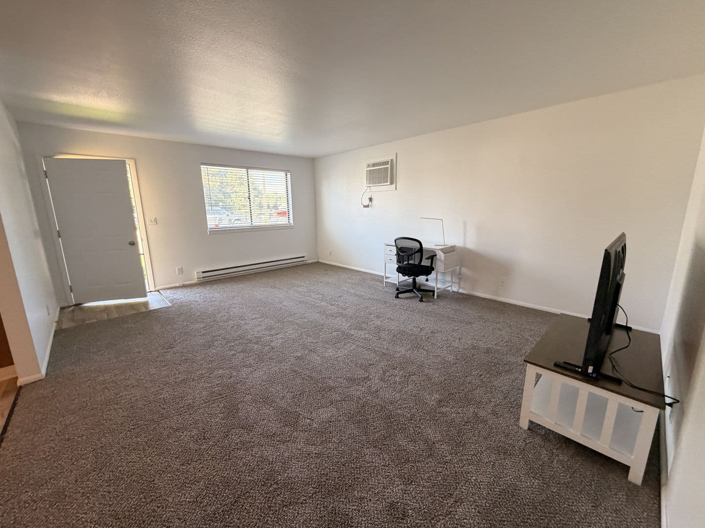 Fruitland Apartment: 202-212 N Utah Ave