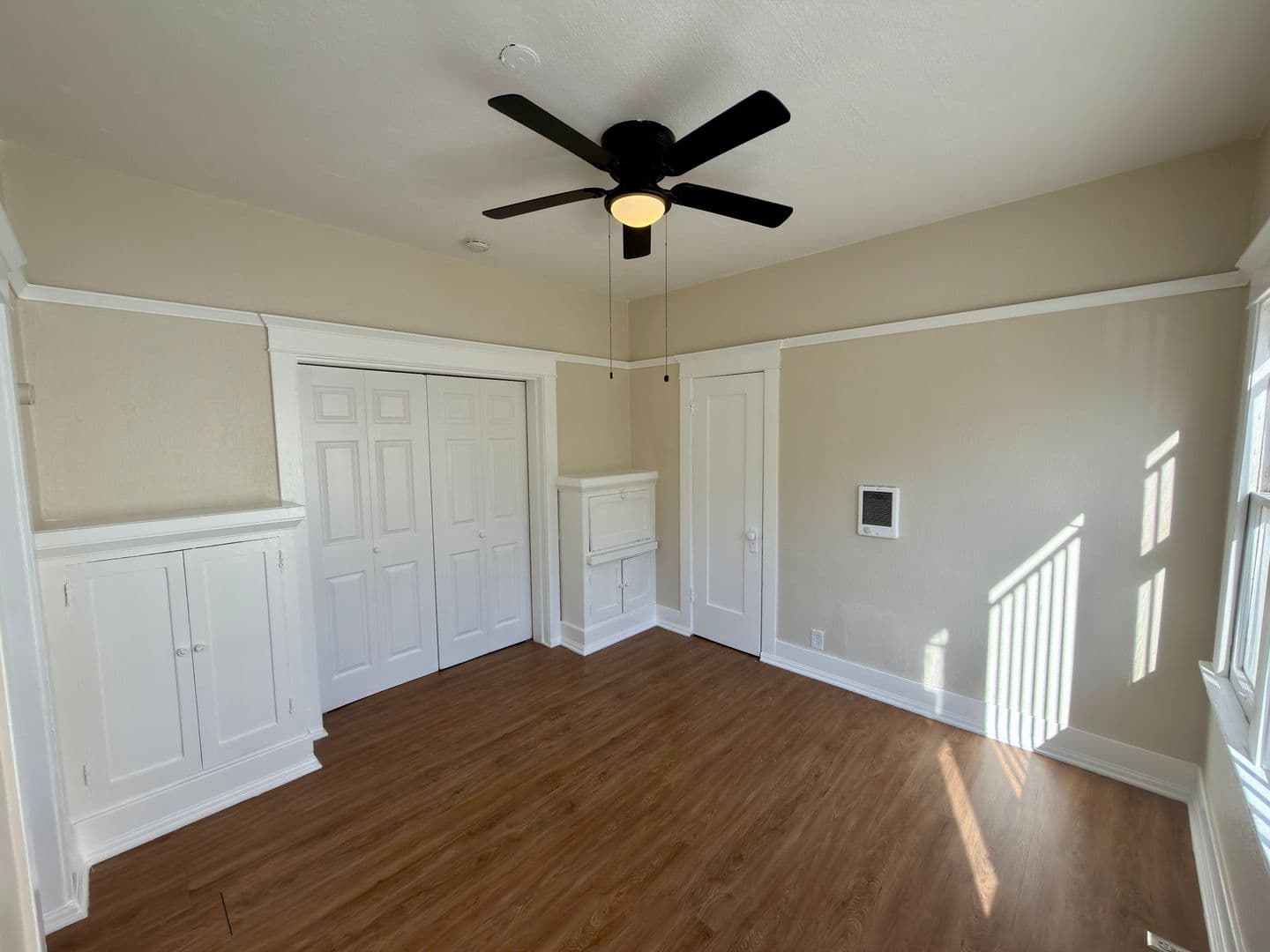 Long Beach Apartment: 225 Atlantic Ave