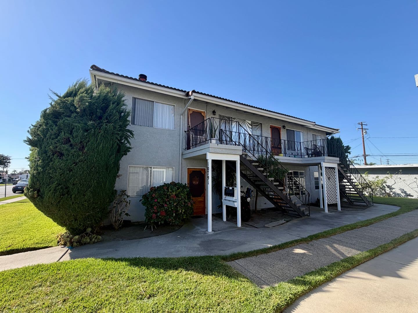 Los Alamitos Apartment: 10781-10791 Pine Street