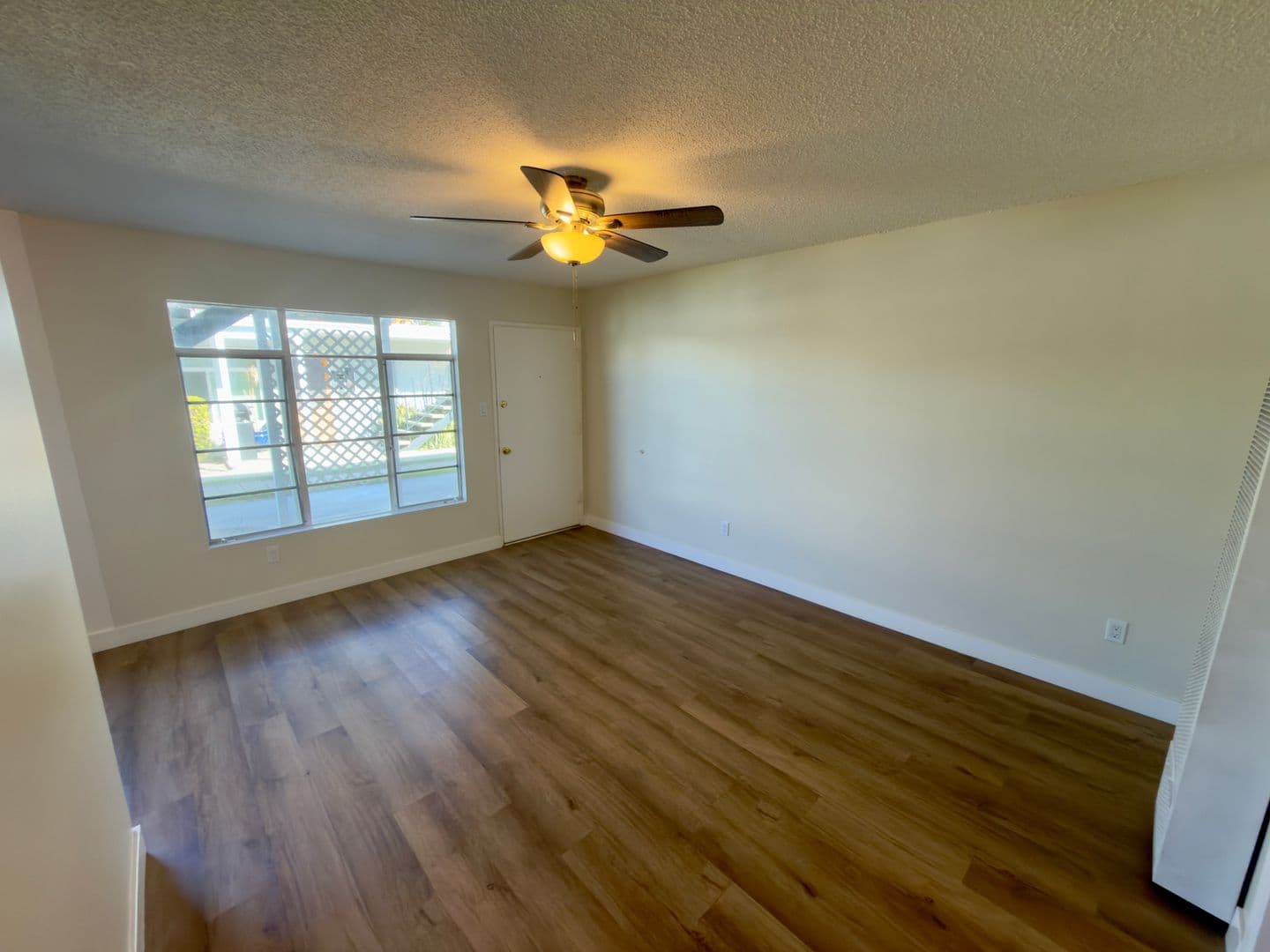 Los Alamitos Apartment: 10781-10791 Pine Street