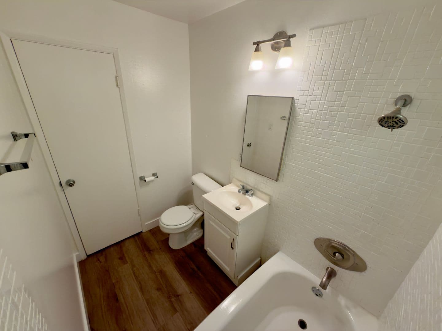 Los Alamitos Apartment: 10781-10791 Pine Street