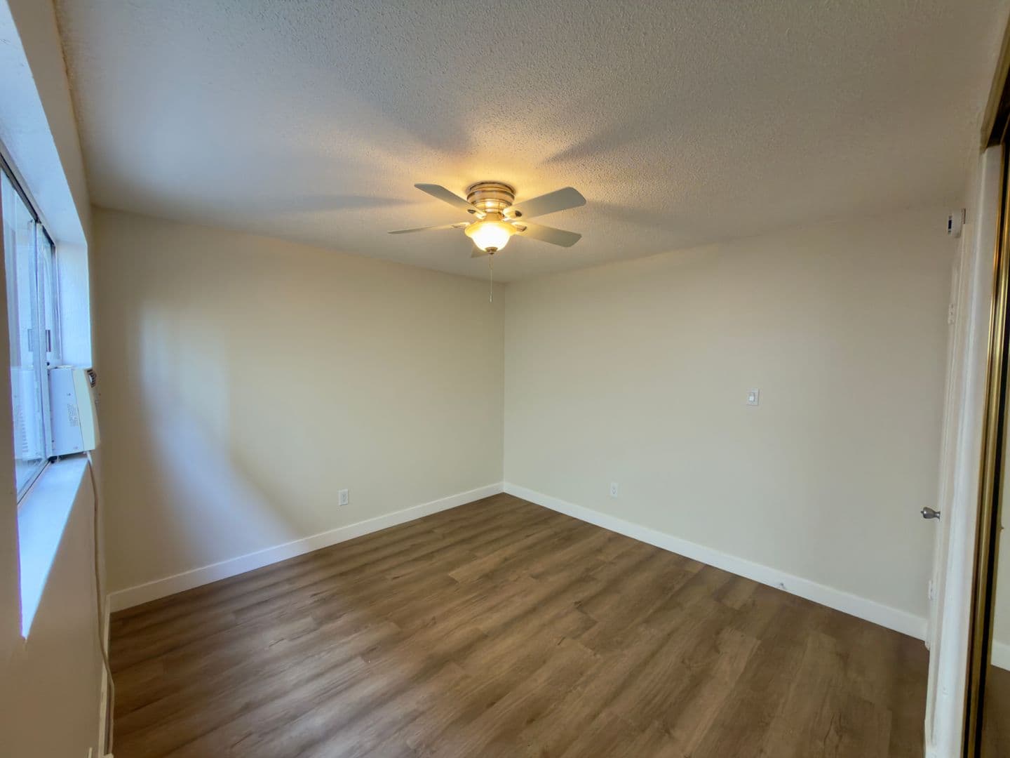 Los Alamitos Apartment: 10781-10791 Pine Street