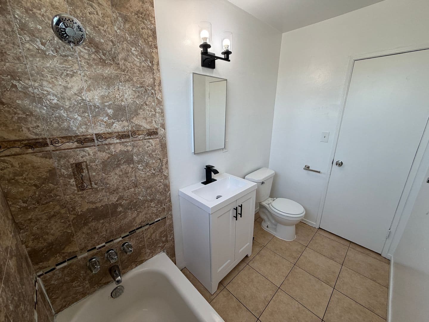 Long Beach Apartment: 241 E. South Street