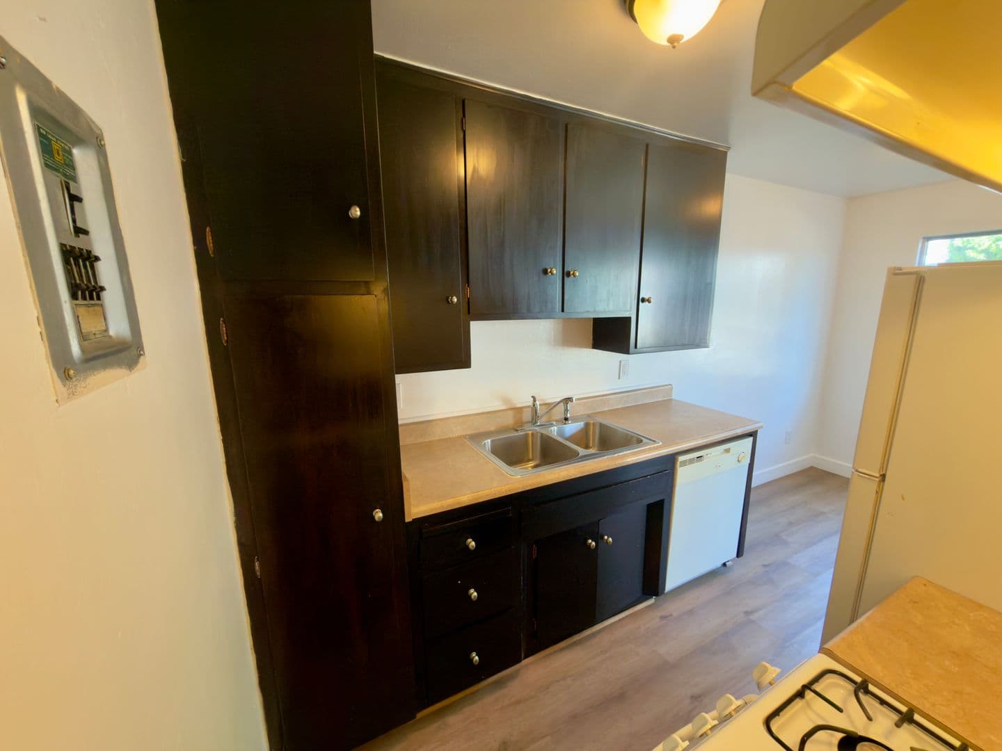 Los Alamitos Apartment: 10781-10791 Pine Street