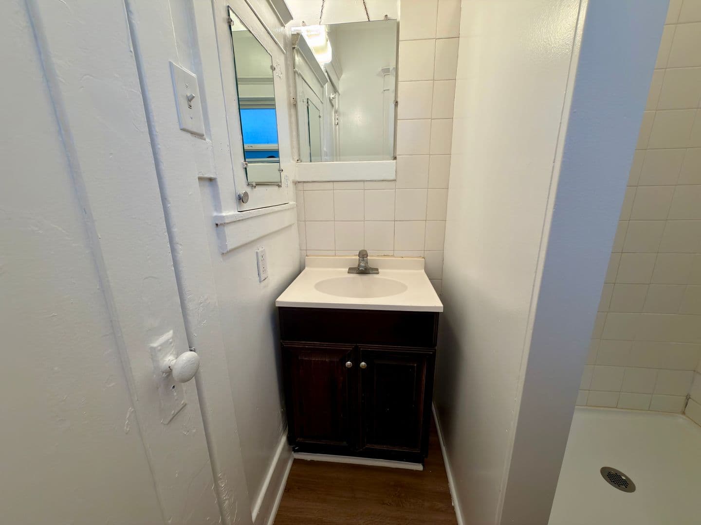 Long Beach Apartment: 225 Atlantic Ave