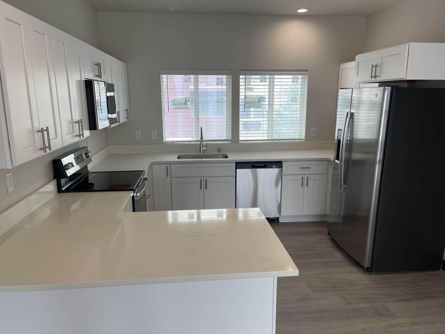 Deer Park Apartment: 21 E. H Street; D-1