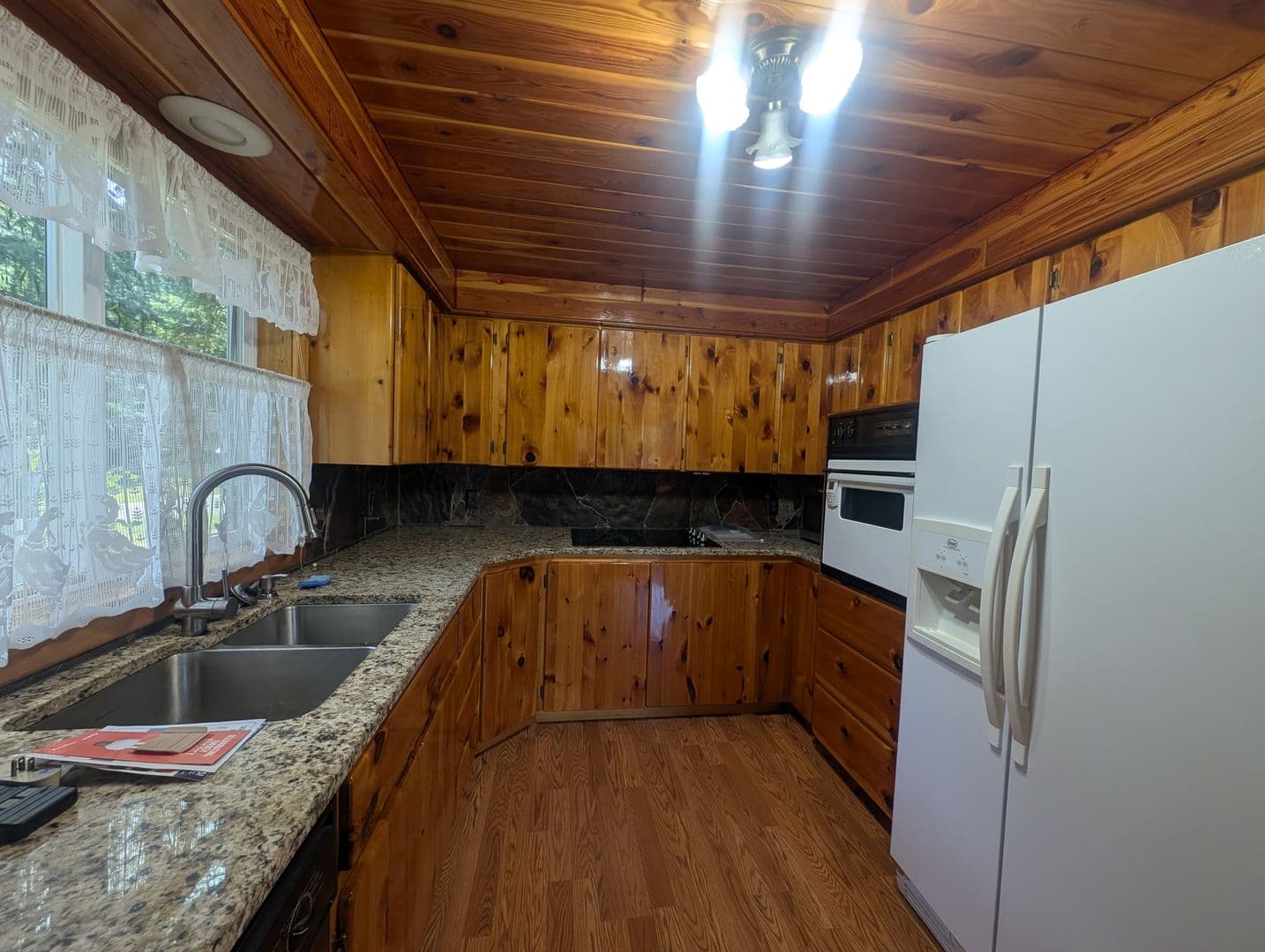 Newport House: 31 Elmes Dr.