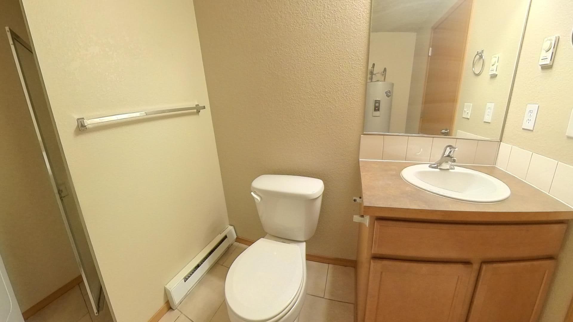 Spokane Valley Apartment: 10818 E. Nora Ave