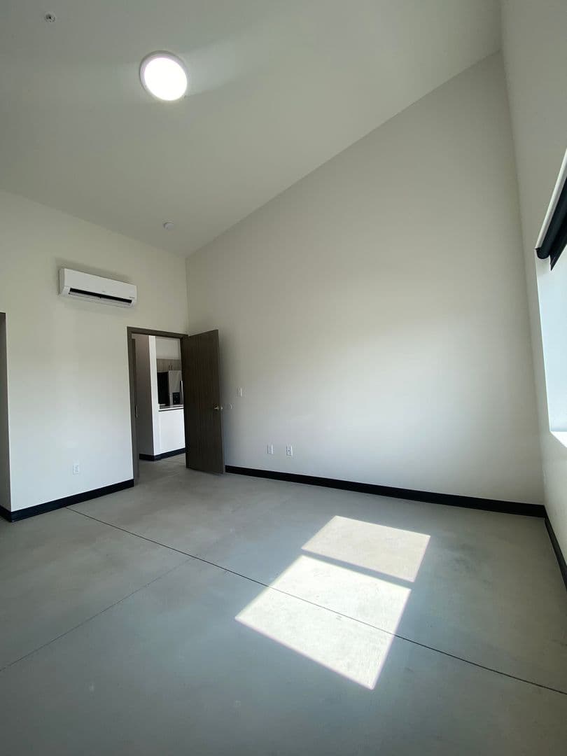 Spokane Apartment: 1405 N. Wall Street