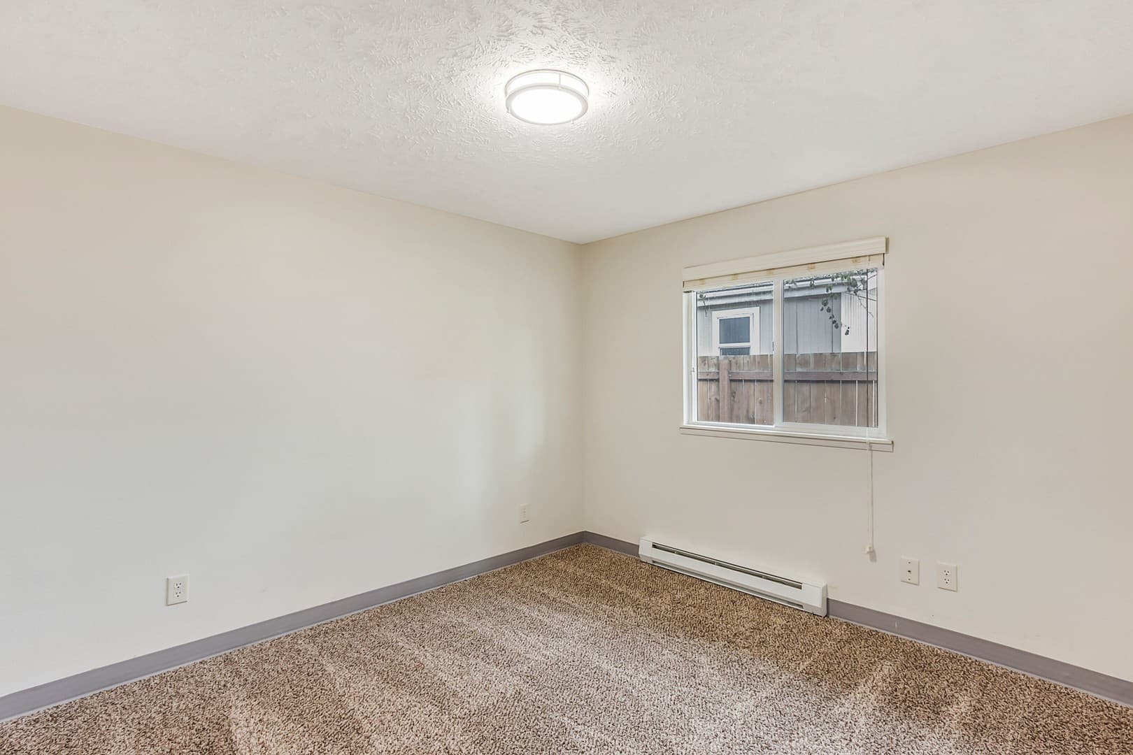 Spokane Apartment: 2024 E. Cataldo Ave