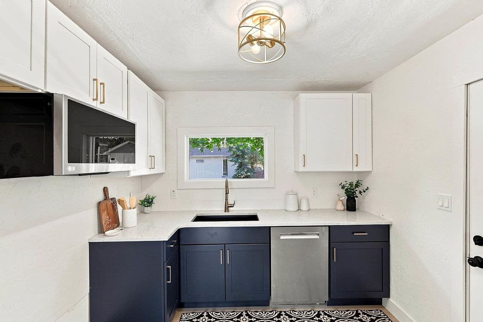 Spokane House: 10515 E. 10th Ave