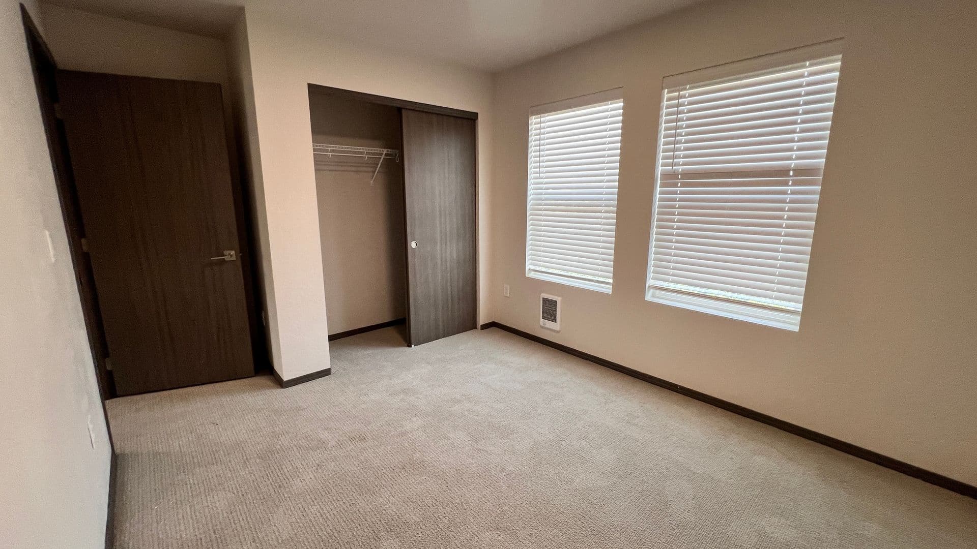 Deer Park Townhome: 21 E. H Street - A