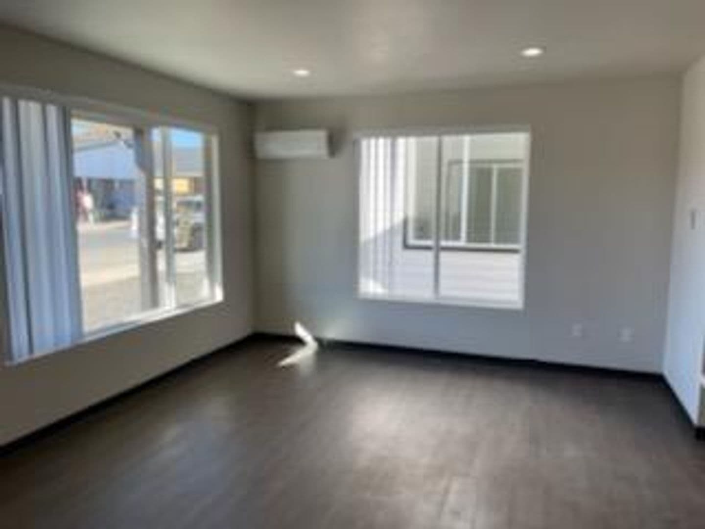 Cheney Apartment: 1007 Greenfield Drive