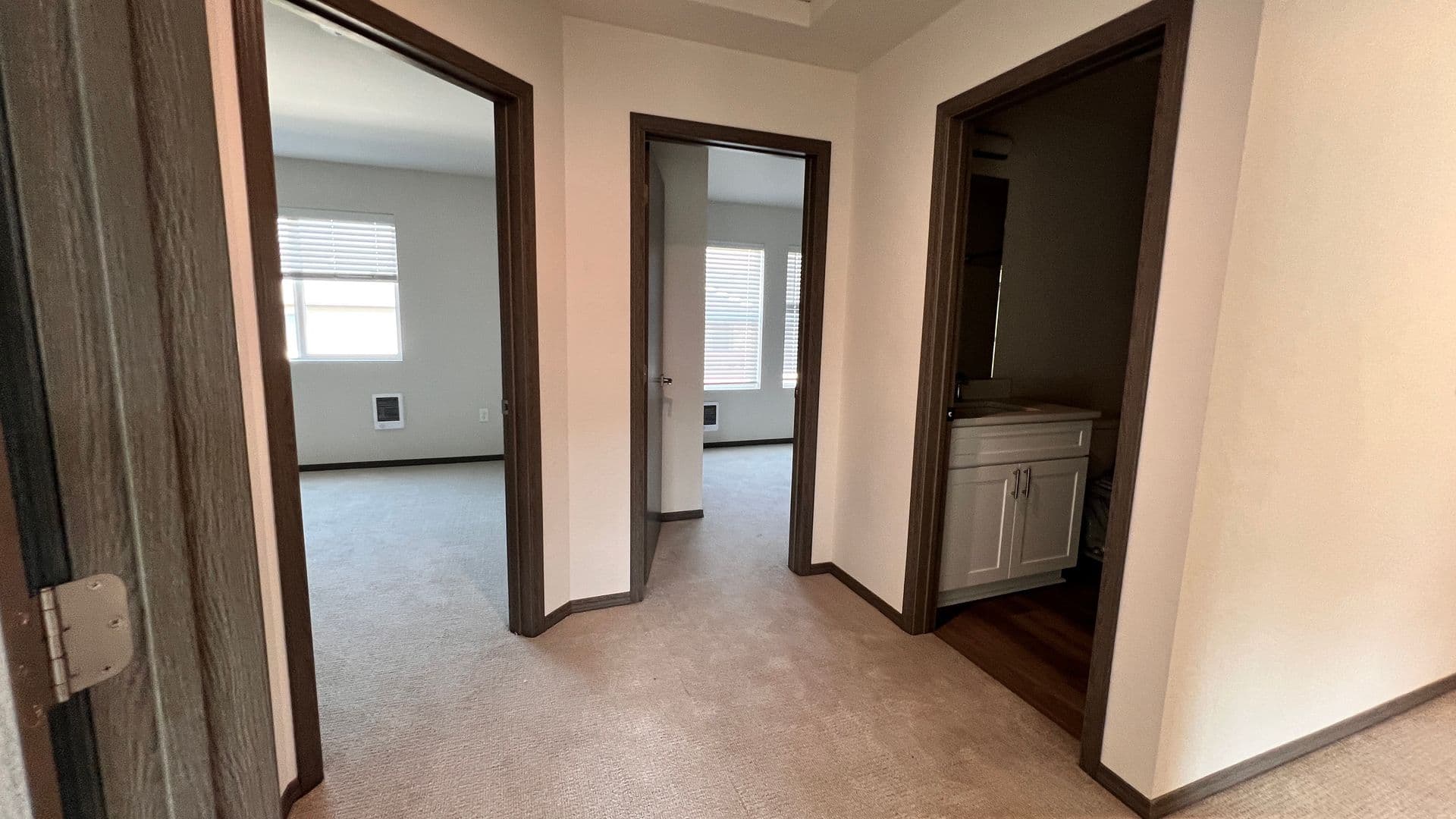 Deer Park Apartment: 21 E. H Street, Bldg C