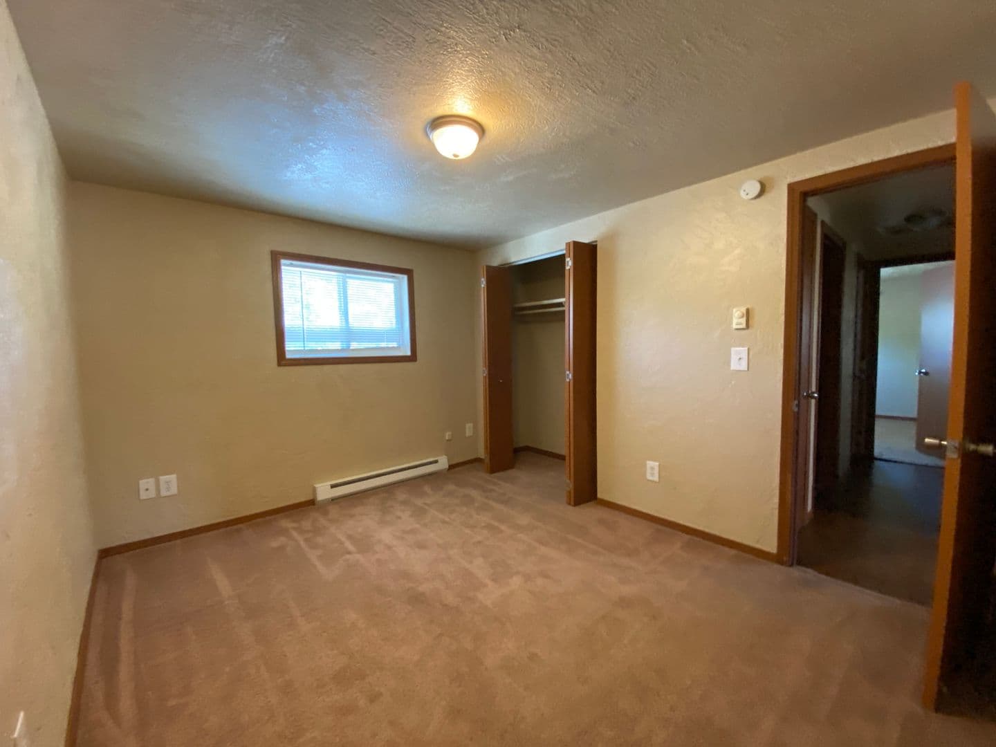 Spokane Apartment: 10622 E. 14th Ave. Unit A
