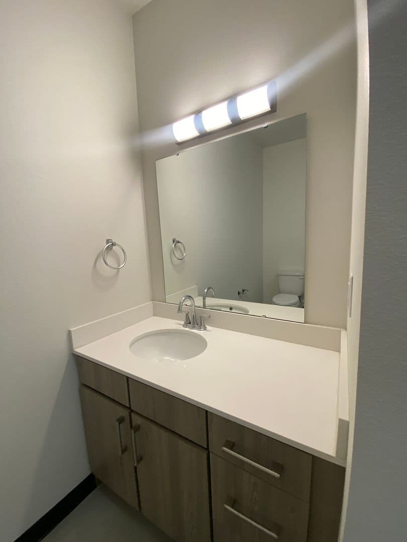 Spokane Apartment: 1405 N. Wall Street