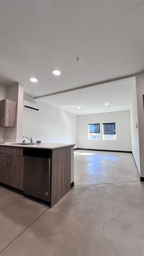 Spokane Apartment: 1405 N. Wall Street