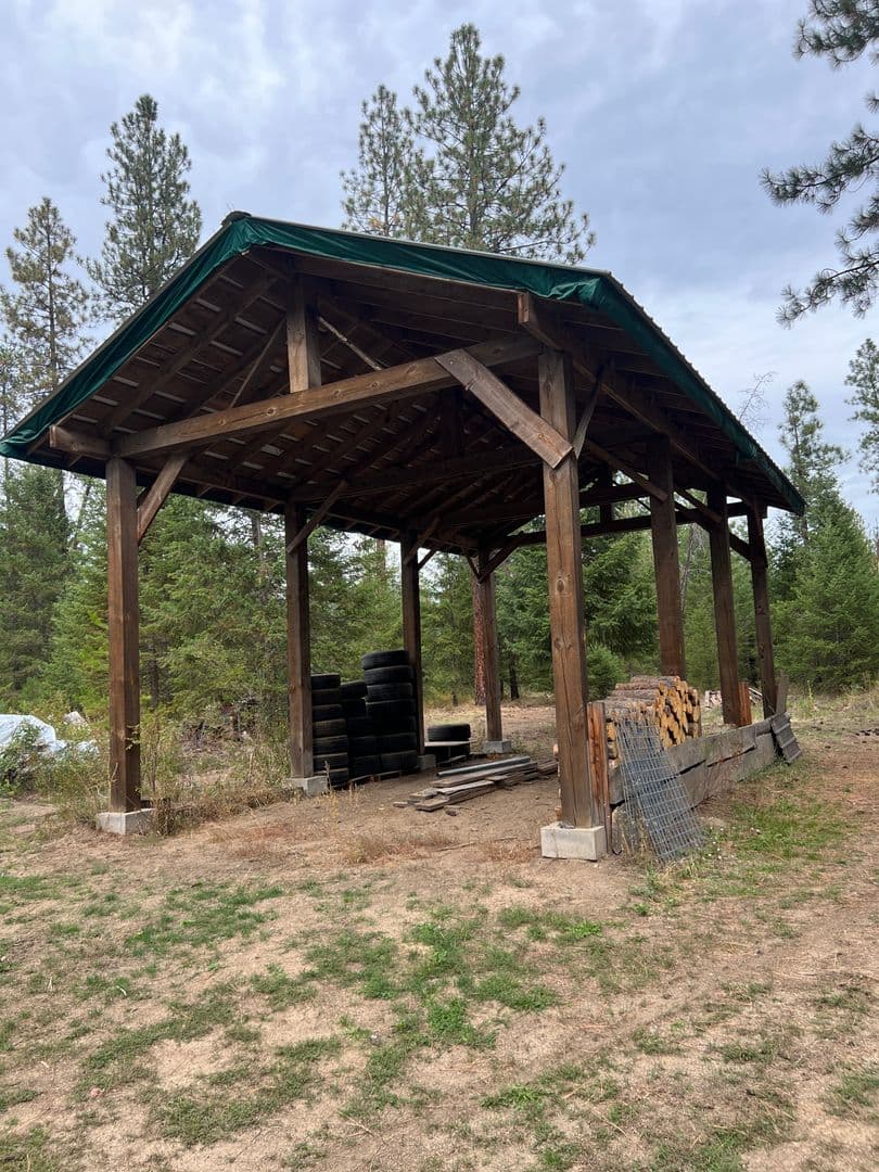 Deer Park House: 39210 N. Ponderosa Ln