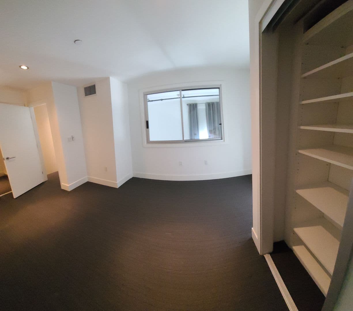 Los Angeles House: 1730 Sawtelle Blvd