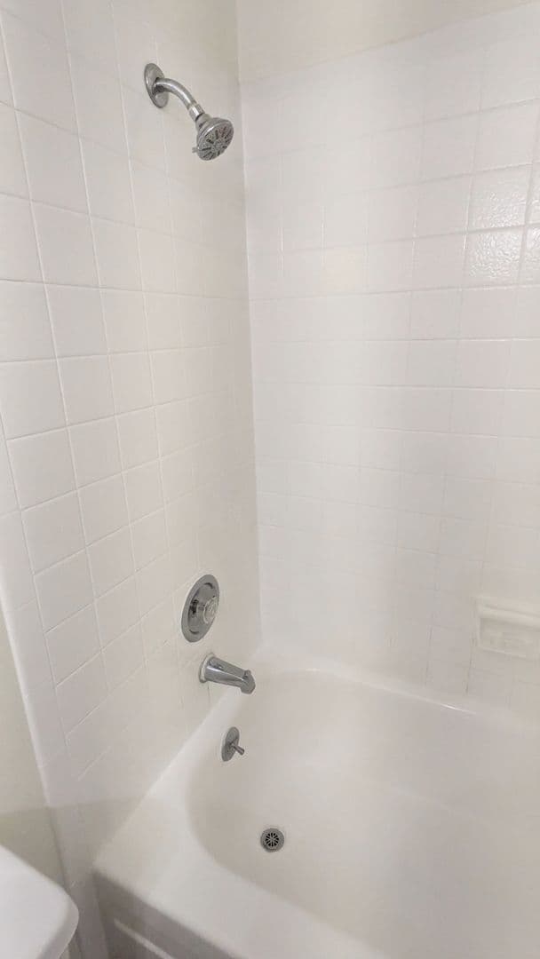 Beaverton Apartment: 6320 SW Lombard Ave