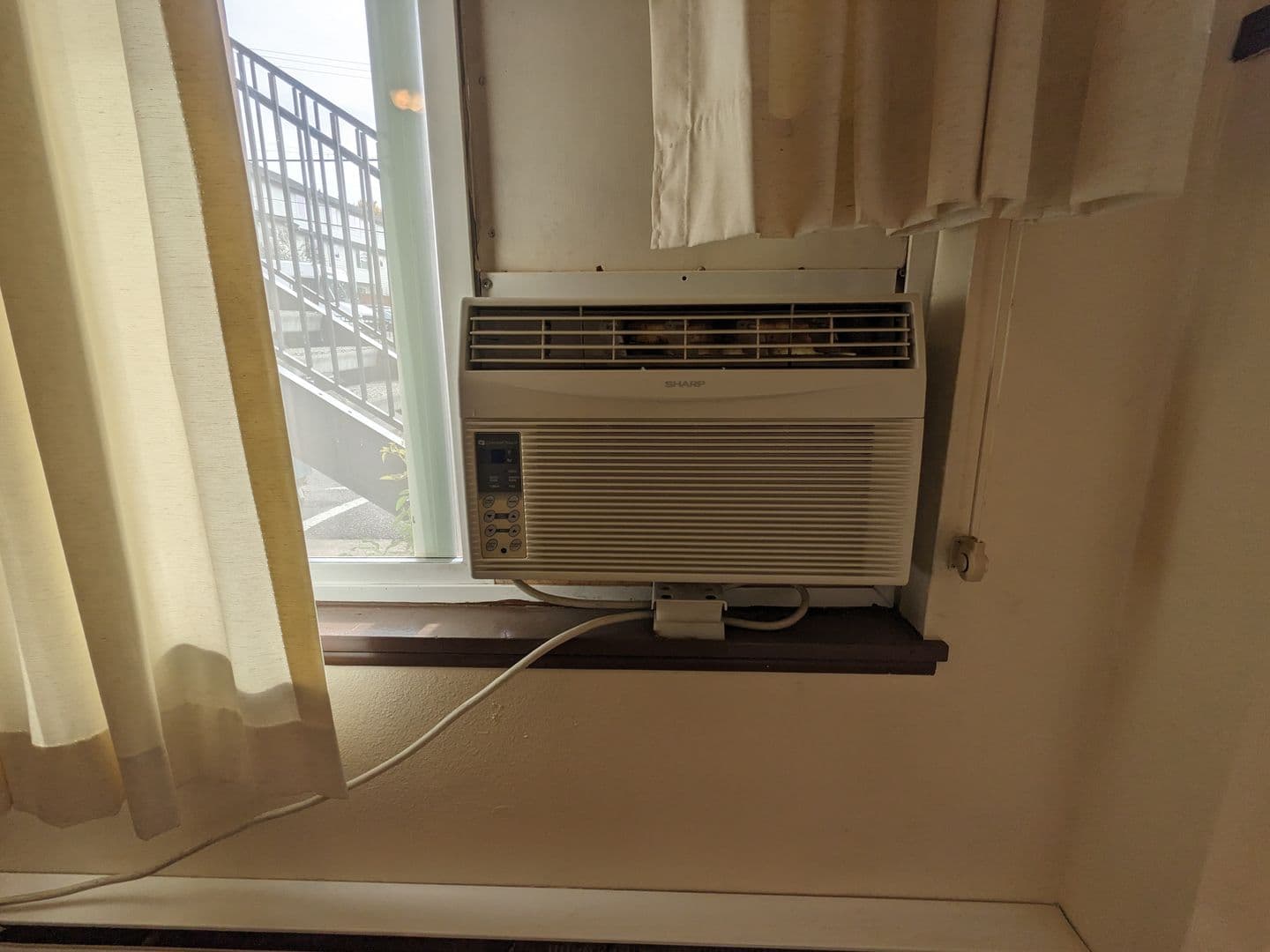 Portland Apartment: 4039 SE Holgate Blvd